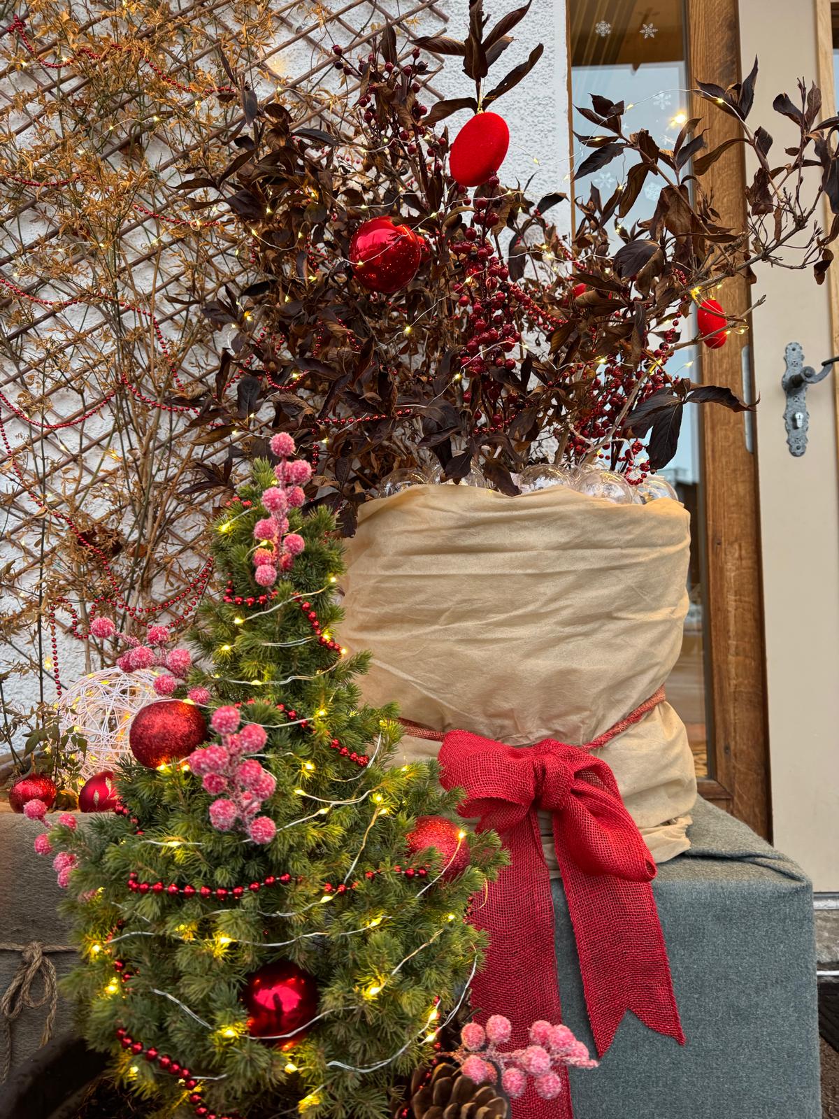 Restaurant decorated for Christmas